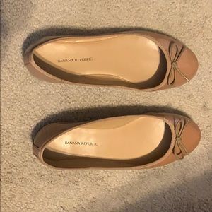 Banana Republic Nude Flats